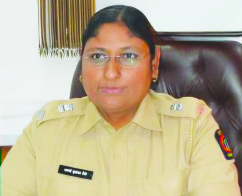 महावितरणच्या कार्यकारी संचालक अपर्णा गिते यांना पोलीस महासंचालक पदक
