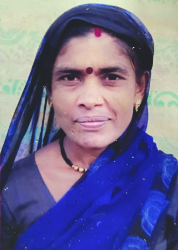 लोहारा येथे विजेचा कहर